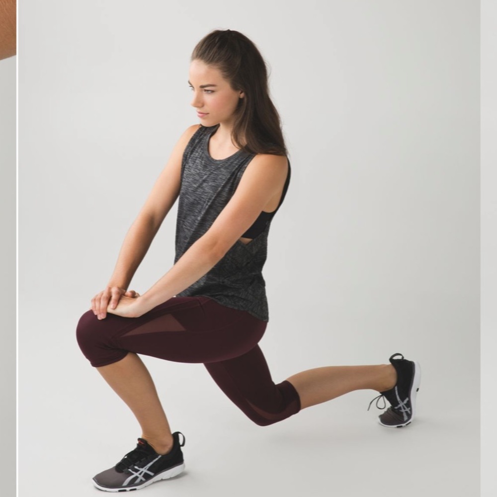 Lululemon Drop It Like It's Hot Crop sz 6